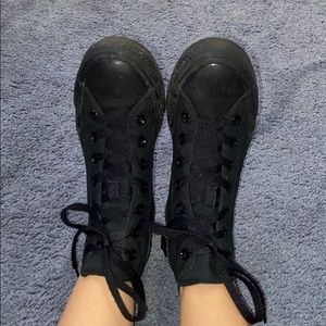 Black converse